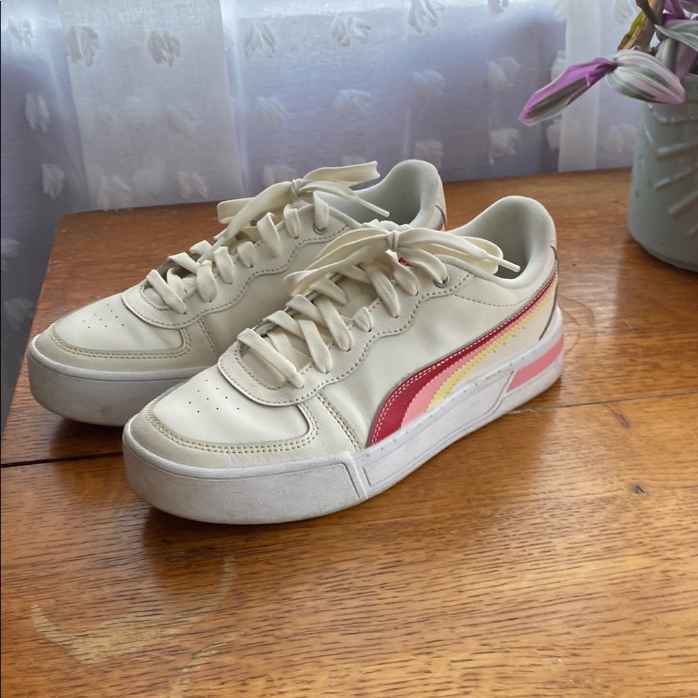 Puma Women's Cream and Pink Sneakers
